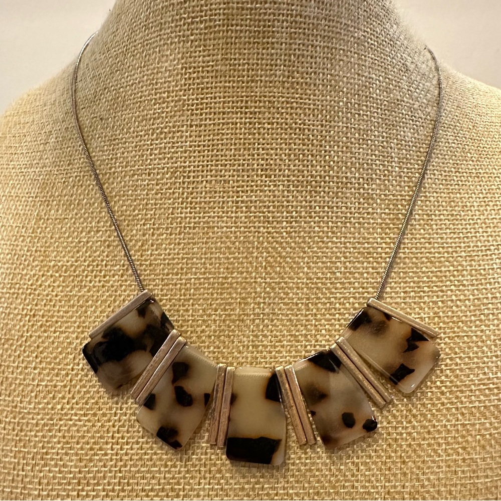 Banana Republic Necklace gold tone w/ glaucoma tortoise rectangles/ gold spikes